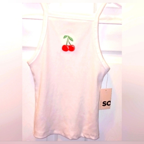 🍒🤍NWT TANK TOP & HAT SET🤍🍒 - Picture 7 of 7